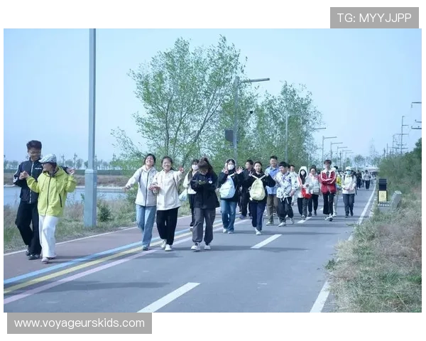 新爱体育线上手机版:体验高清流畅的体育直播和精彩赛事回放